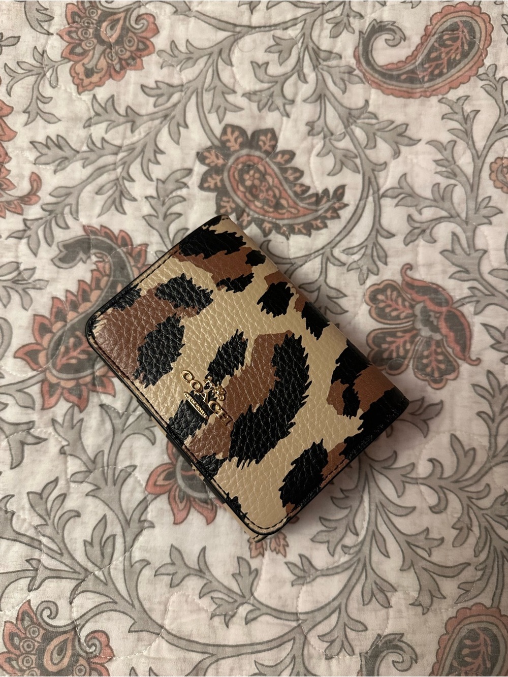 Coach Leopard Trifold Wallet with Snap On Signature Card Case - Picture 2 of 6